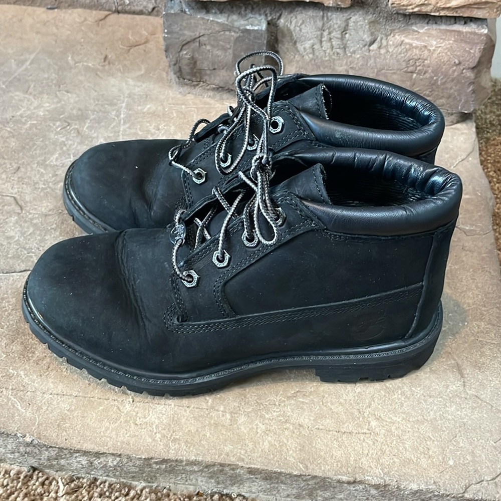 🔥Timberlands🔥 - Picture 3 of 6